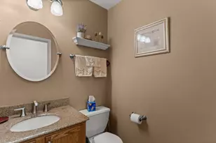 1460 Prairie Crossing Dr, West Chicago, IL 60185 - Photo 17