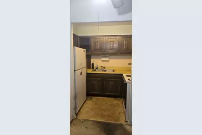 320 Circle Avenue #203, Forest Park, IL 60130 - Photo 7