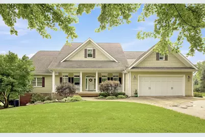 1518 W Lincoln Road, McHenry, IL 60051 - Photo 1