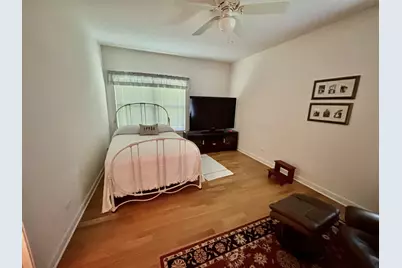 1518 W Lincoln Road, McHenry, IL 60051 - Photo 11