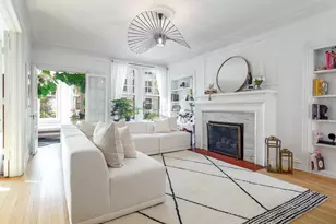 450 W Surf St, Chicago, IL 60657 - Photo 3