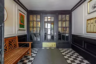 450 W Surf St, Chicago, IL 60657 - Photo 29