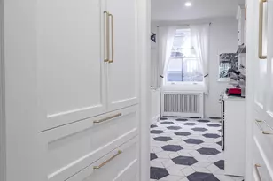 450 W Surf St, Chicago, IL 60657 - Photo 15