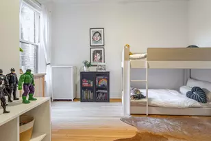 450 W Surf St, Chicago, IL 60657 - Photo 23