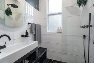 450 W Surf St, Chicago, IL 60657 - Photo 25
