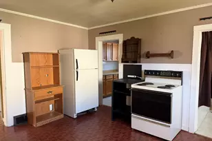 217 W Railroad St, Lena, IL 61048 - Photo 15