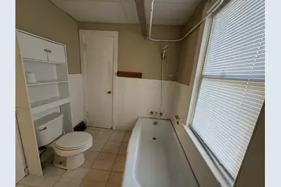 217 W Railroad Street, Lena, IL 61048 - Photo 27