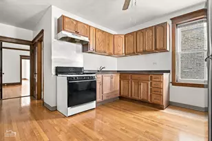 3046 N Davlin Ct, Chicago, IL 60618 - Photo 9
