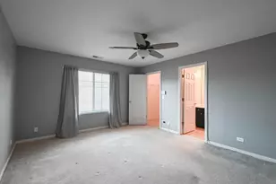 105 Station Park Cir, Grayslake, IL 60030 - Photo 15