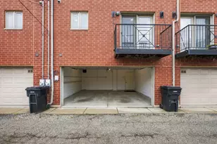 820 W 36th St, Chicago, IL 60609 - Photo 19