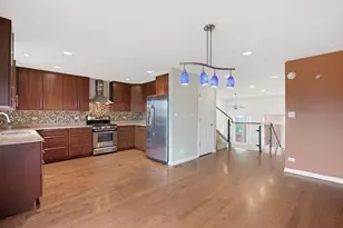 820 W 36th St, Chicago, IL 60609 - Photo 7