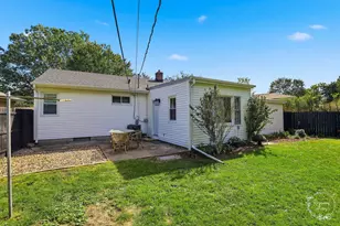 1051 Cook Blvd, Bradley, IL 60915 - Photo 21