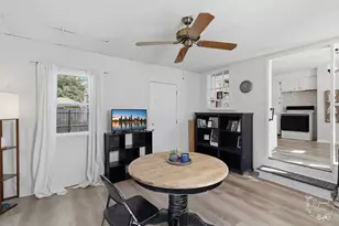 1051 Cook Blvd, Bradley, IL 60915 - Photo 9