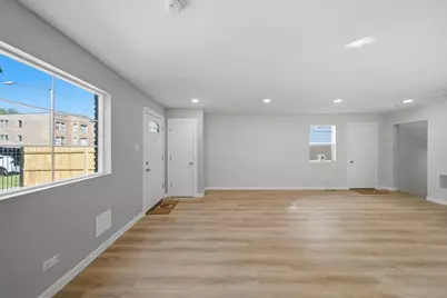 6733 S Throop Street, Chicago, IL 60636 - Photo 13