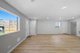 6733 S Throop St, Chicago, IL 60636 - Photo 13