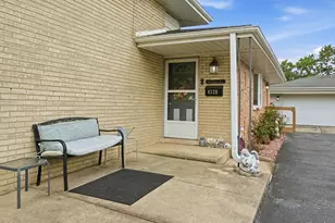 4328 Wagman St, Oak Forest, IL 60452 - Photo 3
