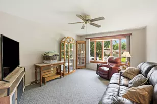 4328 Wagman St, Oak Forest, IL 60452 - Photo 7