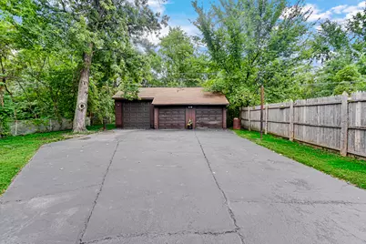 256 E 140th Place, Dolton, IL 60419 - Photo 21