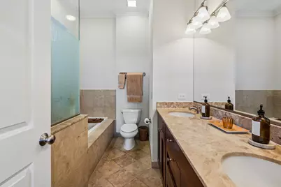 3241 N Clifton Avenue #3, Chicago, IL 60657 - Photo 13