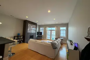 3726 N Lincoln Ave, Chicago, IL 60613 - Photo 25