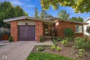 525 Pinecrest Ln, Wilmette, IL 60091 - Photo 1