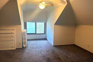 322 College Ave, Dekalb, IL 60115 - Photo 5