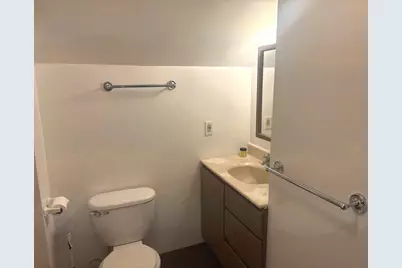 322 College Avenue #3, Dekalb, IL 60115 - Photo 7