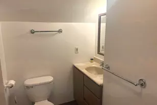 322 College Ave, Dekalb, IL 60115 - Photo 7