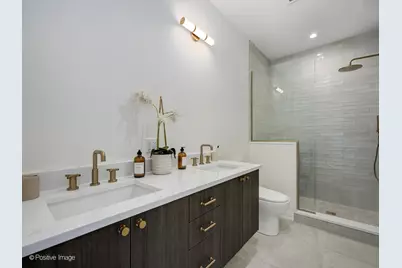 1821 N Kimball Avenue #2F, Chicago, IL 60647 - Photo 13