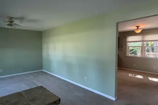 11 Strasma S Dr, Kankakee, IL 60901 - Photo 5