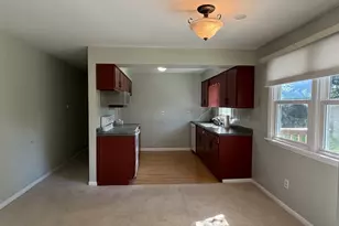 11 Strasma S Dr, Kankakee, IL 60901 - Photo 7