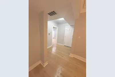2230 E 70th Place #204, Chicago, IL 60649 - Photo 11