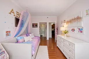 435 W Erie St, Chicago, IL 60654 - Photo 15