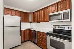 720 W Gordon Terrace, Chicago, IL 60613 - Photo 11