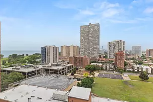 720 W Gordon Terrace, Chicago, IL 60613 - Photo 5