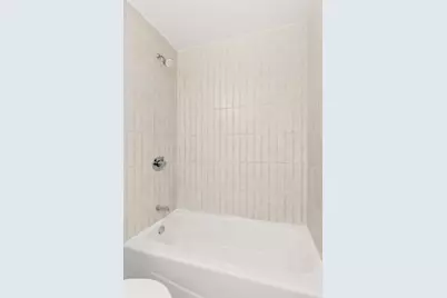 720 W Gordon Terrace #18B, Chicago, IL 60613 - Photo 15