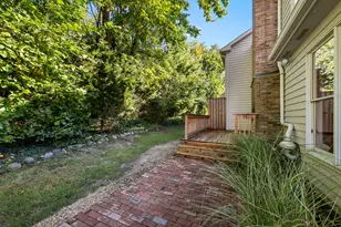 1119 Dickens Ave, Naperville, IL 60563 - Photo 25