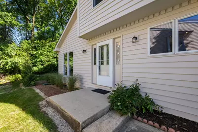 1119 Dickens Avenue, Naperville, IL 60563 - Photo 3