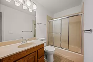 1119 Dickens Ave, Naperville, IL 60563 - Photo 21