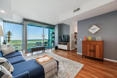 9715 Woods Drive #1806, Skokie, IL 60077 - Photo 5