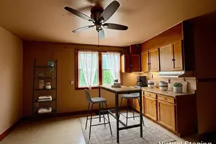 8757 S Marquette Ave, Chicago, IL 60617 - Photo 35