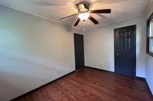 909 Sunset Rdg, Danville, IL 61832 - Photo 11