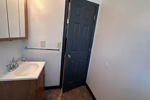909 Sunset Rdg, Danville, IL 61832 - Photo 17