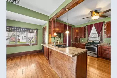 1203 W Lincoln Avenue, Rochelle, IL 61068 - Photo 15