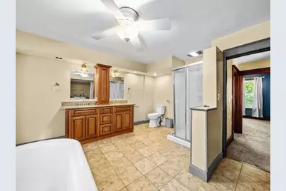 1203 W Lincoln Avenue, Rochelle, IL 61068 - Photo 25