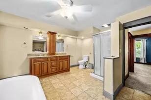 1203 W Lincoln Ave, Rochelle, IL 61068 - Photo 25