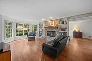 70 W Sandpiper Ln, Lake Forest, IL 60045 - Photo 9