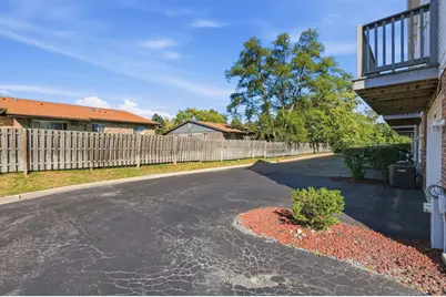 [Address not provided], Lombard, IL 60148 - Photo 25