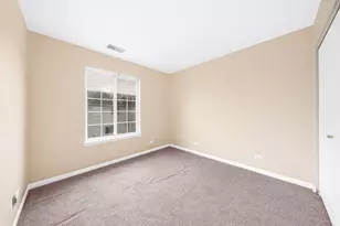 1733 Avalon Ct, Glendale Heights, IL 60139 - Photo 9