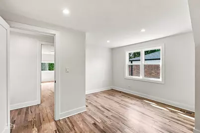 5722 W Grover Street, Chicago, IL 60630 - Photo 17